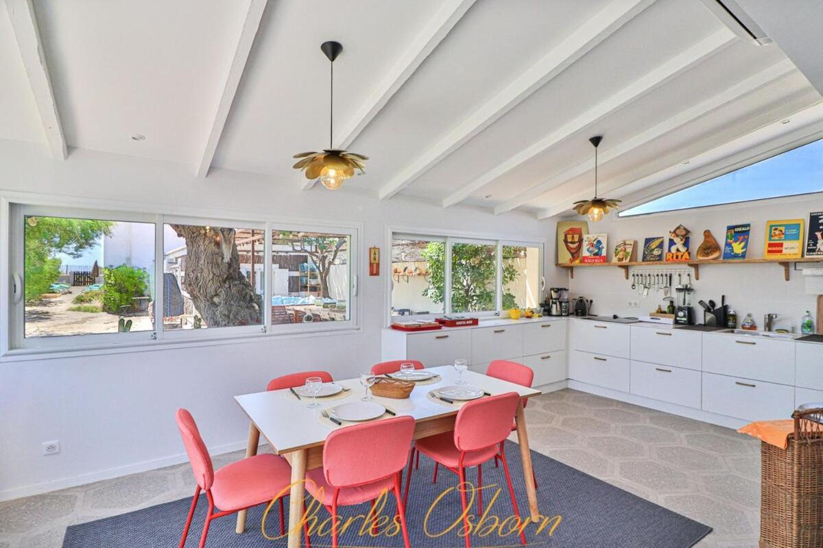 Villa Des Tamaris, Villa 5* En Bord De Mer. 弗龙蒂尼昂 外观 照片