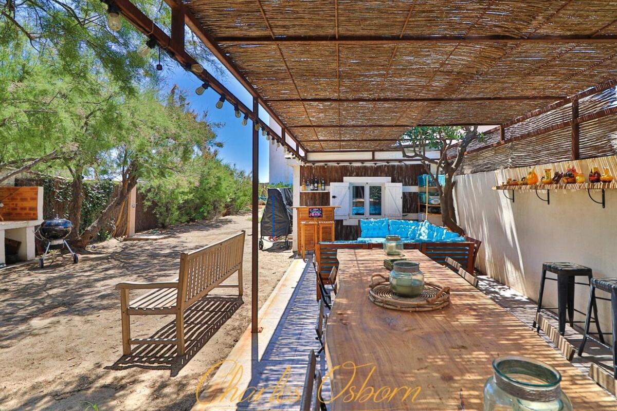 Villa Des Tamaris, Villa 5* En Bord De Mer. 弗龙蒂尼昂 外观 照片