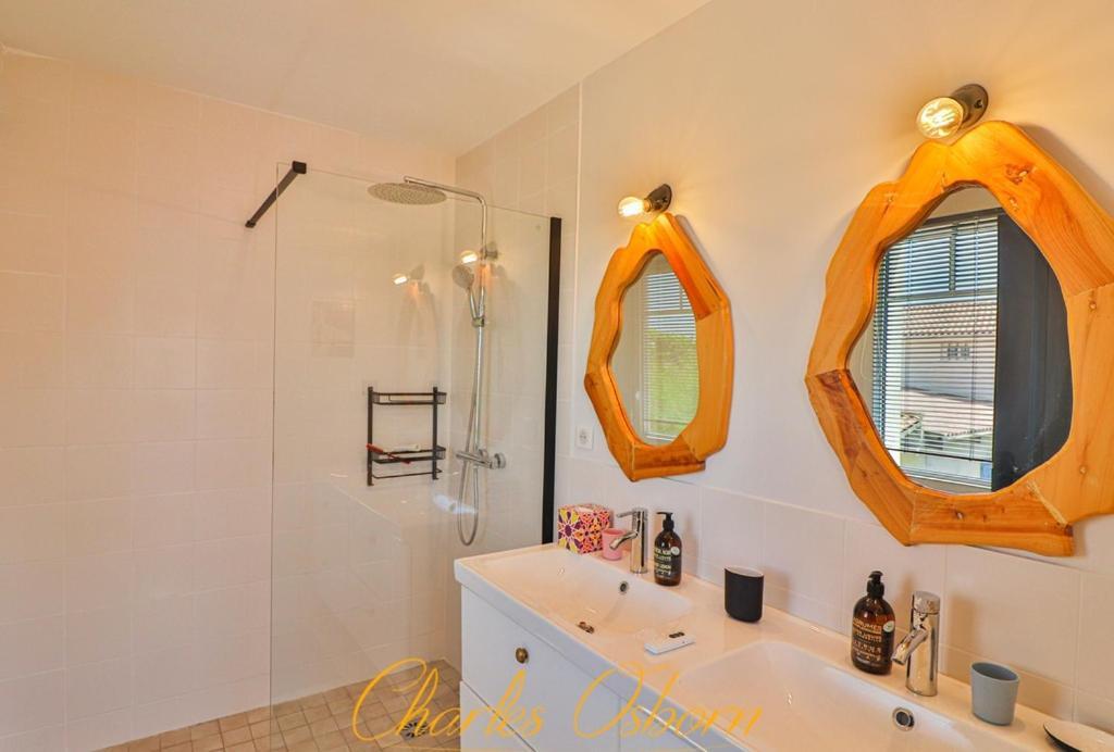Villa Des Tamaris, Villa 5* En Bord De Mer. 弗龙蒂尼昂 外观 照片